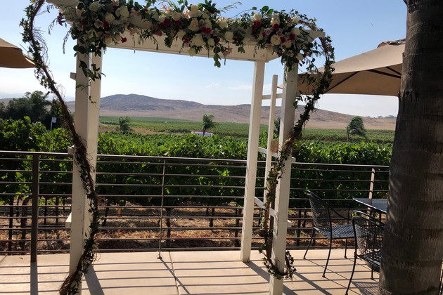 Chapin Family Vineyards LLC - About Us - Weddings & Events